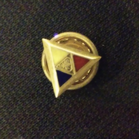 Vintage Knights of Pythias Lapel Pin - Picture 1 of 4